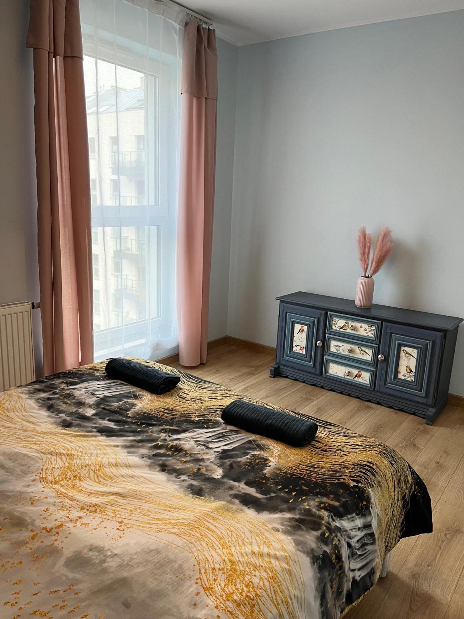 Oldtown Retro Apartment By Marina With Balcony For 6 People Gdańsk Eksteriør billede