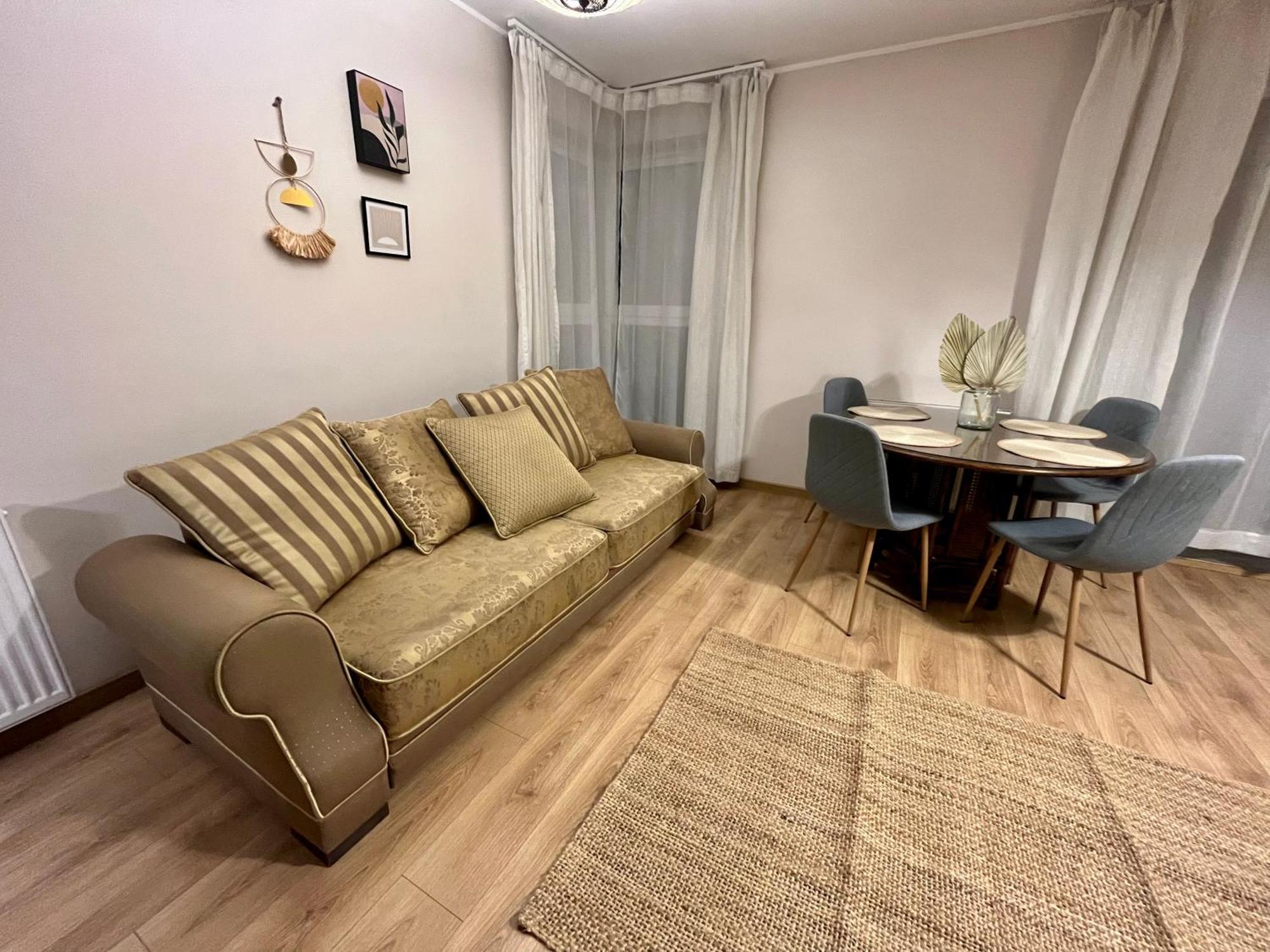 Oldtown Retro Apartment By Marina With Balcony For 6 People Gdańsk Eksteriør billede